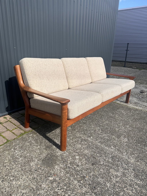 Glostrup teak bench