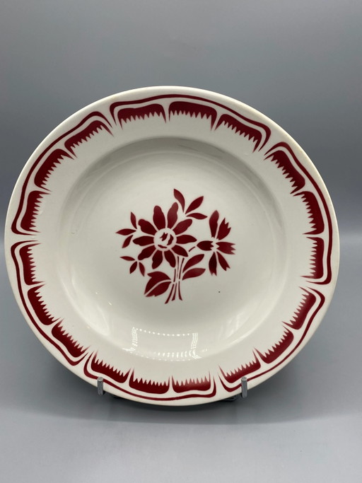 Large deep dish Art Deco Thibault Red – Moulin des Loups Orchies – circa 1930 – decoratieve objecten