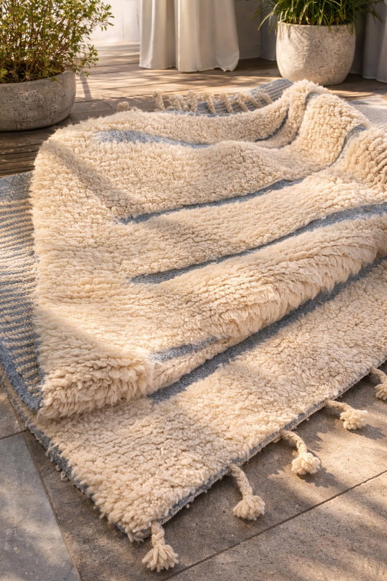 Image 1 of Authentic Berber Carpet from the Atlas Mountains – Hand-woven Wool | 250 × 150 cm