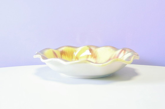 Vintage Yellow Ceramic Bowl – Crockery (photo 2 of 6)