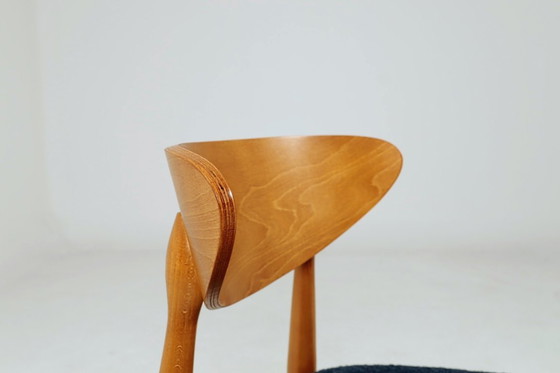 Image 1 of Scandinavische eetkamerstoelen set van 4, marineblauw met krullend design