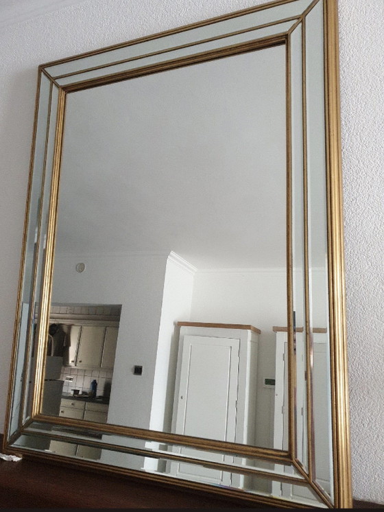 Image 1 of The lousy mirror