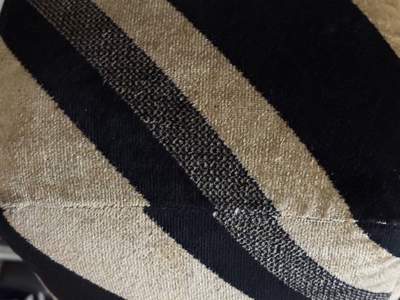 Image 1 of Howard Keith Diplomat 4-Sitzer-Sofa, entworfen von John Home, 1970