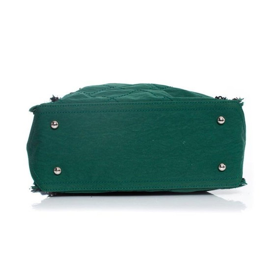 Image 1 of Borsa Chanel in tela trapuntata verde