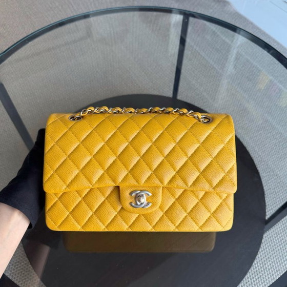 Image 1 of Chanel Classic Flap Medium - Caviar Quilted Grained Calfskin Mosterdgouden hardware Serie 25
