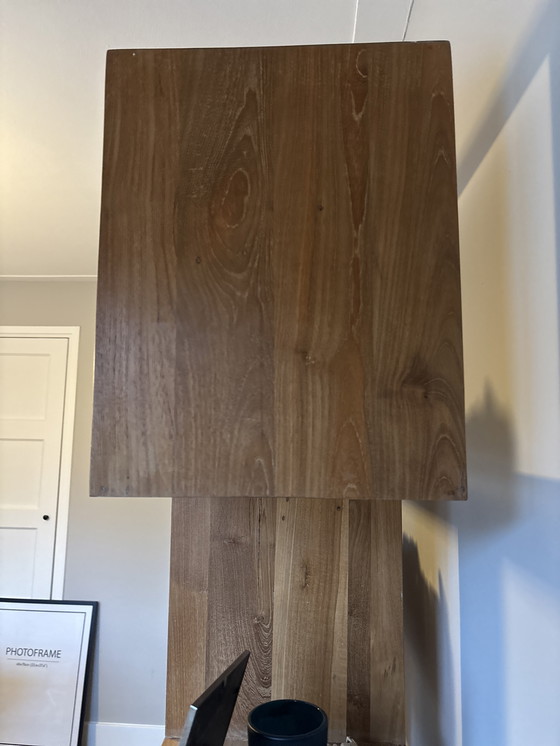 Image 1 of Gabinete de madera maciza