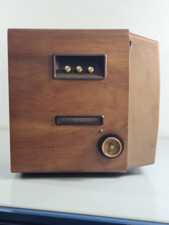 Image 1 of Téléviseur vintage Philips des années 1950/60 – Boîtier en bois au design de style Eames