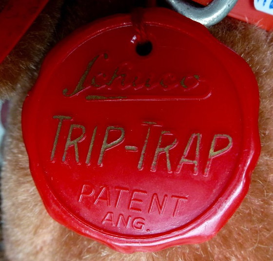 Image 1 of Schuco Trip-Trap Dog 7220 Dachshund (Dackel).