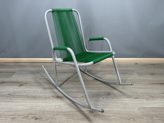 Image 1 of Sedia a dondolo vintage con corda verde
