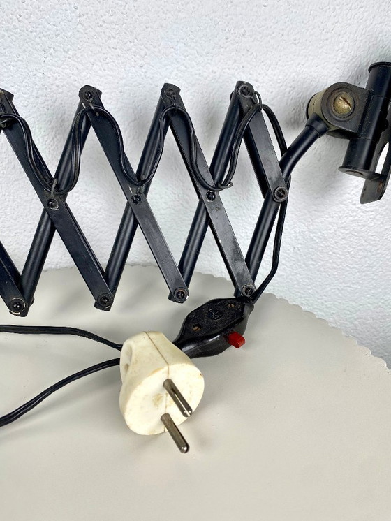 Image 1 of Vintage Hala Zeist Schaarlamp - Zwart Industriële Schaar Wandlamp met Uitschuifbare Arm / Bauhaus Schaar Wandlamp In Zwart