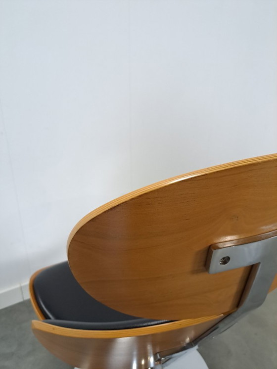 Image 1 of Dan-Form Curve Lounge-Sessel, Drehsessel Dänemark