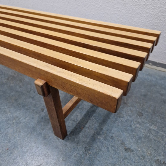 Image 1 of Banc à lattes en teck design des années 70