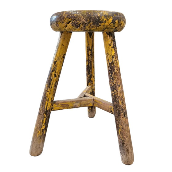 Primitieve houten driepoot kruk / hoogte 52 cm – Krukjes (photo 5 of 23)