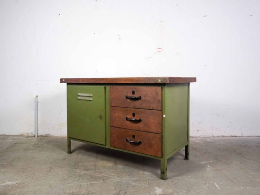 Cassettiera da lavoro vintage industriale