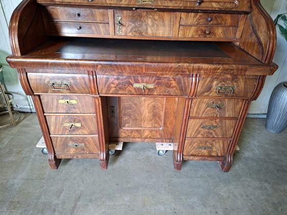 Image 1 of Antiker Louis-Philippe-Sekretär mit Rollladen, aus Mahagoniholz