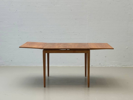 Image 1 of Extendable mid-century table in Danish style
