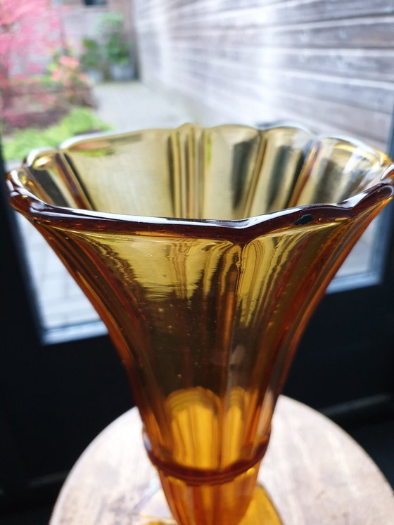 Image 1 of Art Deco vaas