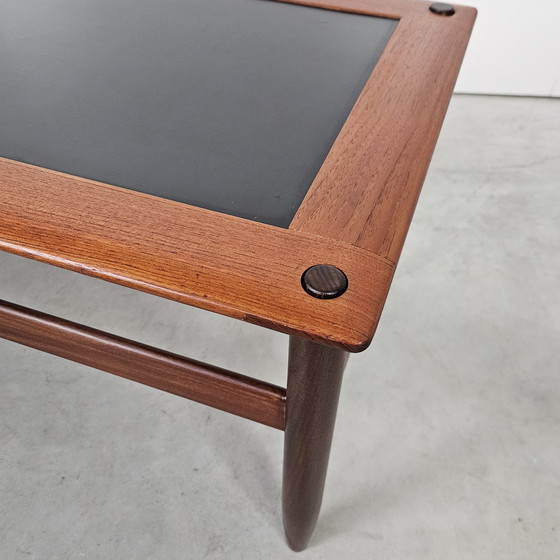 Image 1 of Table basse vintage, plateau réversible