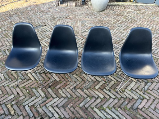Vitra Eames Stühle