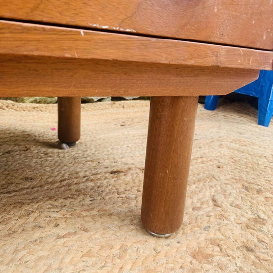 Cassettiera vintage con maniglie in pelle – Anni '50/'60 – Cassettiere, Legno (photo 12 of 25)