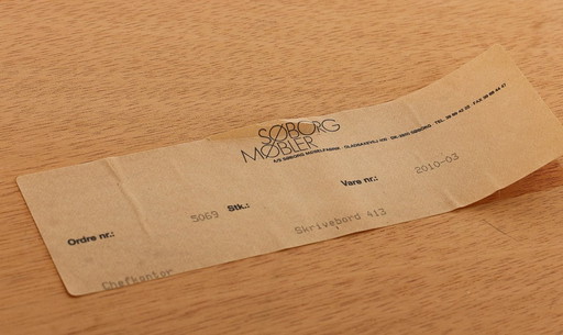 Escritorio de caoba estampado Søborg Møbler, Christian Hvidt, años 80