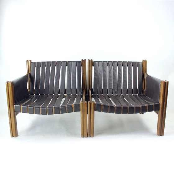 Image 1 of Sofá de dos plazas de nogal y cuero de Boris Hála para Ton, 1986