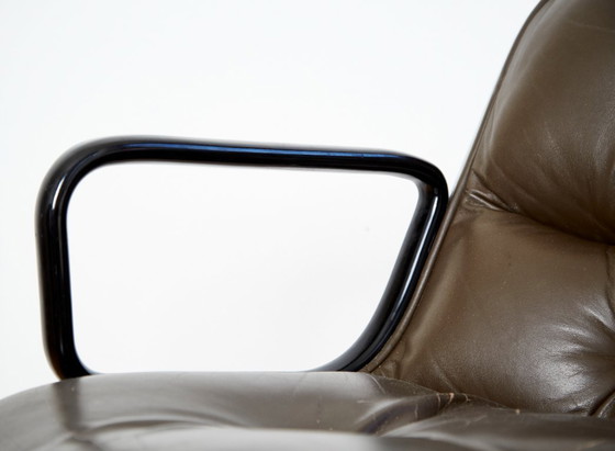 Image 1 of Charles Pollock, presidente ejecutivo de Knoll International