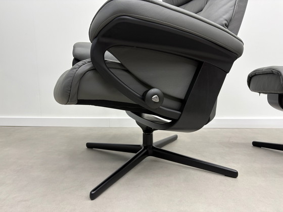 Stressless Sunrise Cross Poltrona + Poggiapiedi Grigio Come nuovo! – Poltrone relax, Pelle, Metallo (photo 13 of 15)