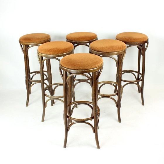 Image 1 of Tabourets de bar Thonet Design en bois courbé n° 73 par Ton, lot de 6