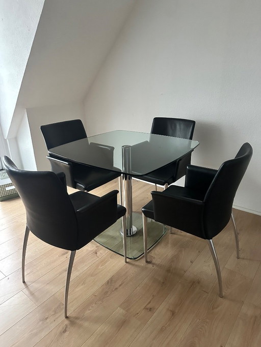Dining room set - 1 designer glass table by Ronald Schmitt (90x90) and four Jori leather chairs