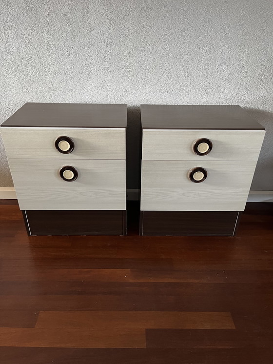 Image 1 of Due comodini vintage in stile spaziale degli anni '60/'70