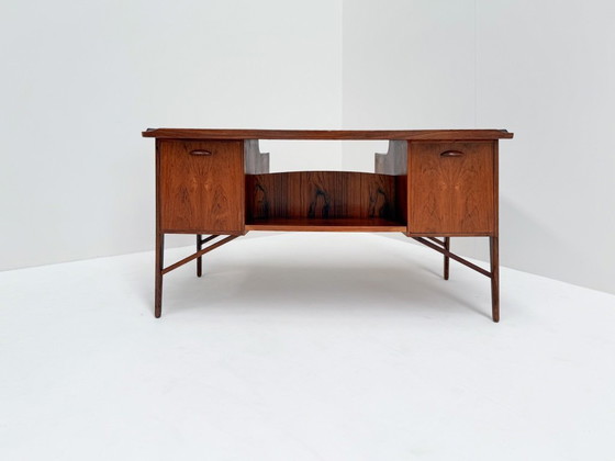 Image 1 of Svend Aage Madsen Dänischer Schreibtisch aus Palisanderholz - 1960er Jahre