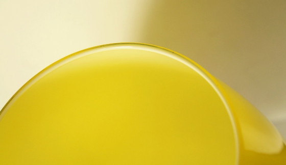 Empoli Tripod Vase Yellow Opal Glass, MCM Italy 1960s/1970s (photo 9 of 14)