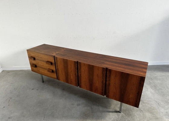Credenza vintage in palissandro degli anni '60/'70 – Credenze, Metallo, Legno (photo 4 of 6)