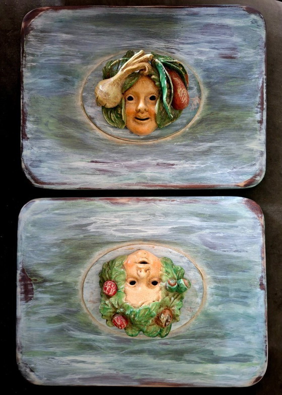 Image 1 of Coppia di maschere italiane di Bacco, in terracotta toscana policroma – Dipinti decorativi vintage