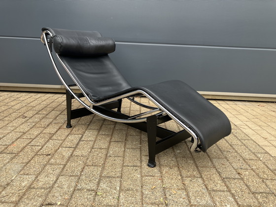 Image 1 of Originele Cassina Lc4 Le Corbusier in Topstaat!! Zwart/chroom