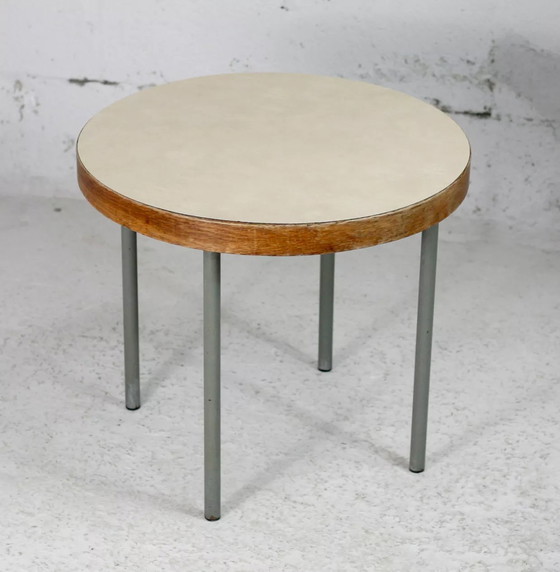 Image 1 of Mesa auxiliar con base de acero tubular