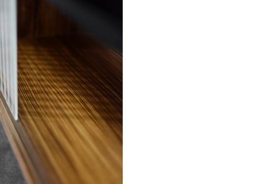 Image 1 of Buffet haut vintage en bois de rose avec verre, Mid Century Scandinavian Modern, 1960s