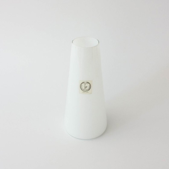 Vintage IVIMA White Opaline Glass Set from 1940s Marinha Grande, Decorative Objects (photo 10 of 18)