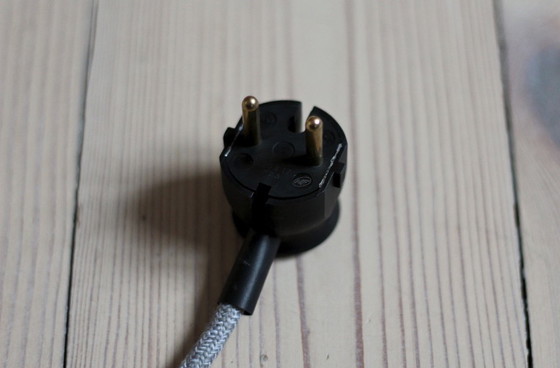 Image 1 of Lampada da terra, paralume in vetro bianco, base in legno, era spaziale, metà secolo, anni '60