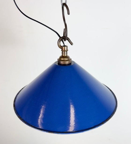 Image 1 of Lampada a sospensione industriale in smalto blu, anni '50