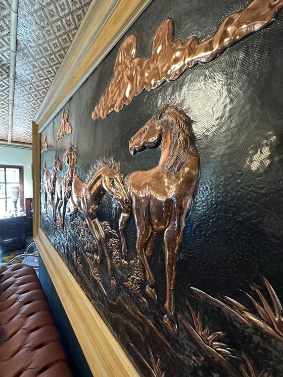 Unique hammered copper wall relief with galloping horses. – Decorative Objects, Wood (photo 4 of 7)