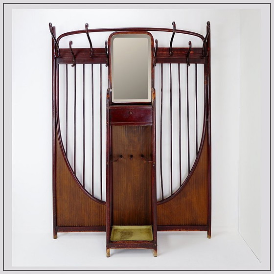 Image 1 of Thonet Art Nouveau wall-mounted coat rack, Vienna, circa 1900
