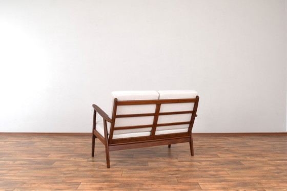 Image 1 of Zweisitzer-Sofa aus dänischem Teakholz aus der Mitte des 20. Jahrhunderts, 1960er Jahre.