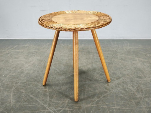 Table d'appoint en rotin et hêtre de Jan Kalous, Tchécoslovaquie, années 1970