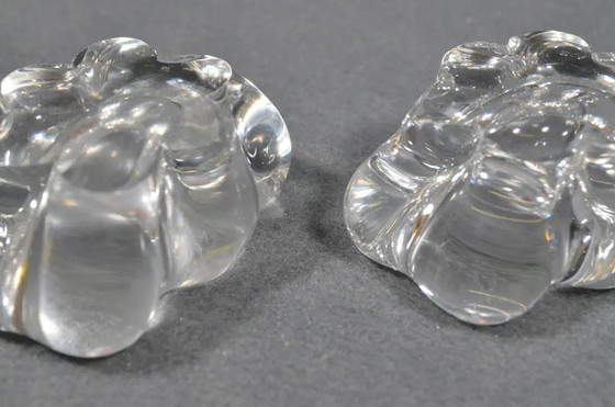 Daum, Francia, fine XX secolo - Coppia di saliere in cristallo Daum firmate – Accessori da tavola, Crystal (photo 10 of 12)