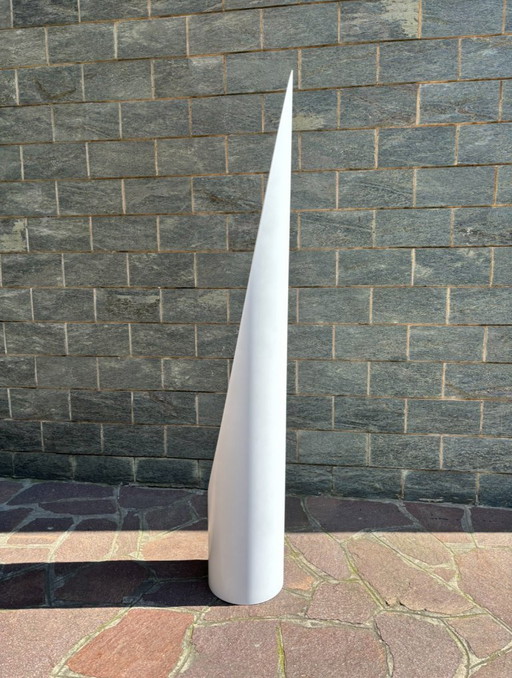 Nail Mirror Lipstick Design Model