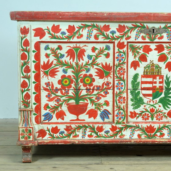 Folk art bridal chest, dated 1943 – Furniture, Iron, Wood (photo 10 of 14)