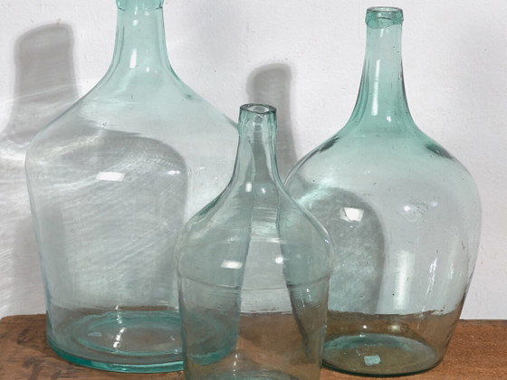 Ensemble de bonbonnes antiques (c.1920). Lot de trois #65 – Verres et carafes, Glass (photo 2 of 16)