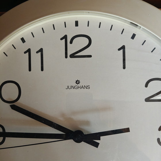 Image 1 of Magnifique et grande horloge murale vintage de Junghans